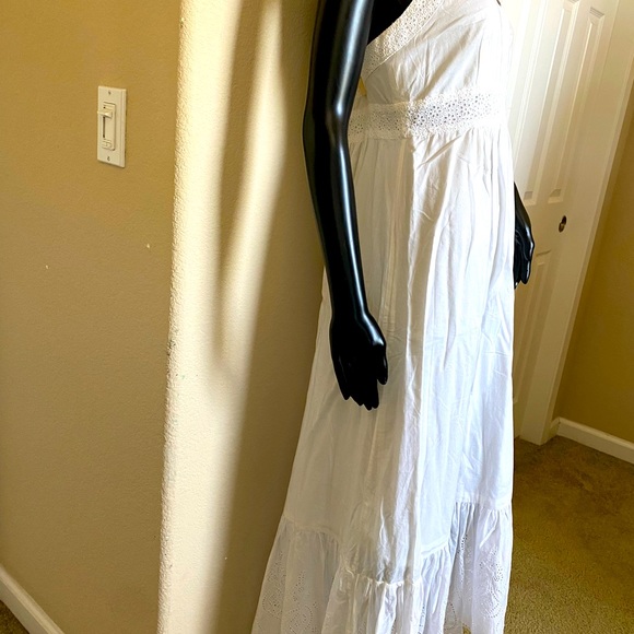 Perfect for Easter/mother’s day/and summer white long maci dress, sleeveless - Picture 5 of 16